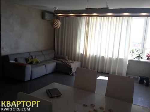 Rent out 3-room apartment. Киев,  Краснозвездный пр — photo 1
