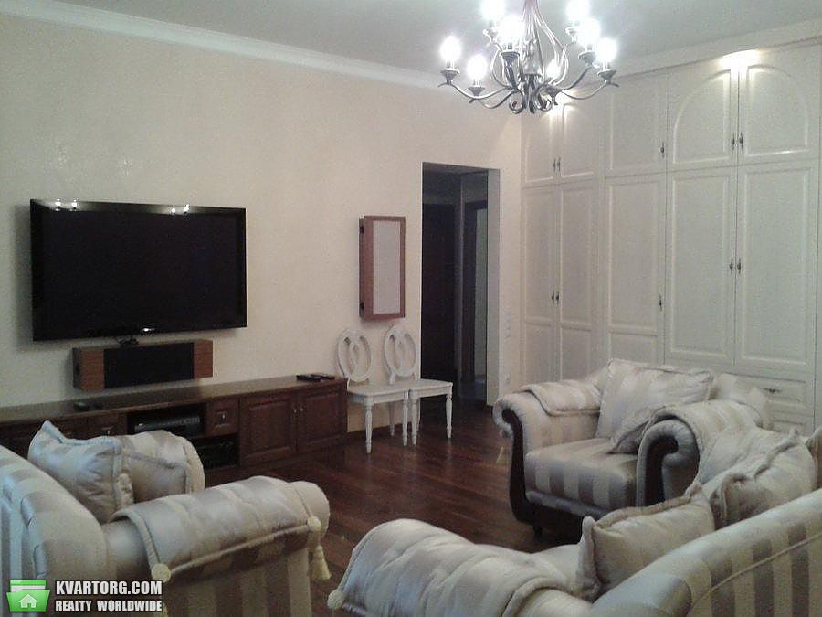Rent out 3-room apartment. Киев,  Ярославов Вал — photo 1