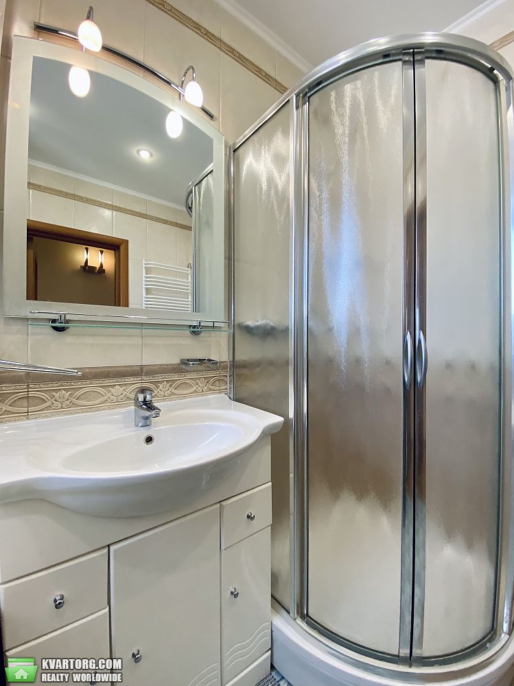 Rent out 2-room apartment. Киев,  Ахматовой — photo 10