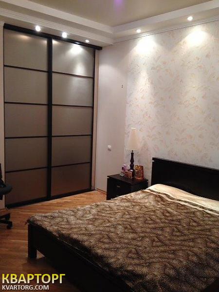 Sell 4-room apartment. Киев,  Довнар-Запольского — photo 2