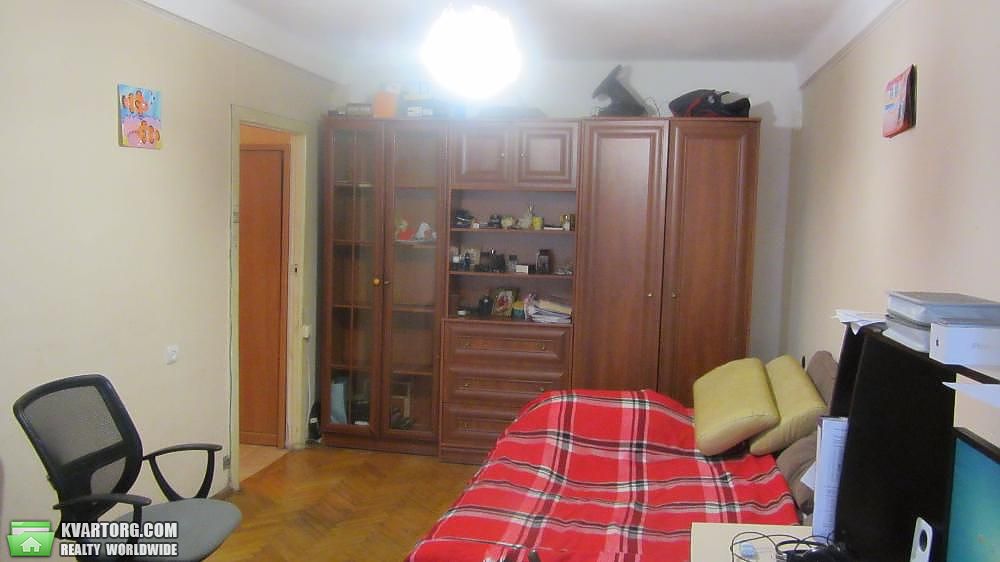 Sell 2-room apartment. Киев,  Труда бул — photo 2