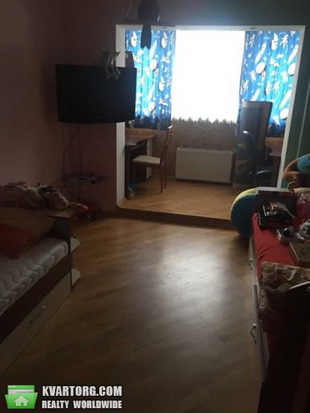 Rent out 3-room apartment. Киев,  Северная — photo 3