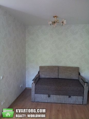 Rent out 1-room apartment. Киев,  Лескова — photo 1