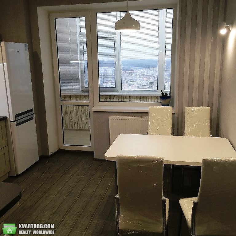 Rent out 1-room apartment. Киев,  Ревуцкого — photo 9