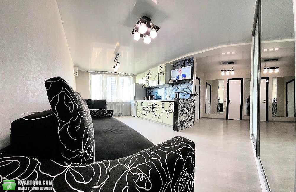 Rent out 1-room apartment. Киев, Лобановского — photo 2