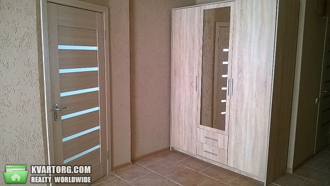 Rent out 1-room apartment. Киев,  Крейсера Авроры — photo 1