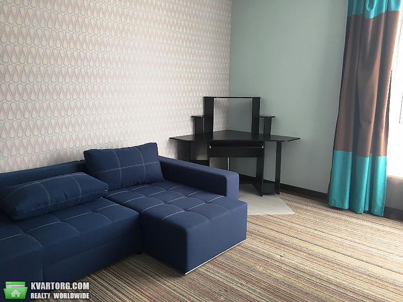 Rent out 3-room apartment. Киев,  Ушакова — photo 5