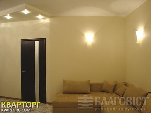 Rent out 2-room apartment. Киев, Сребнокольская — photo 2