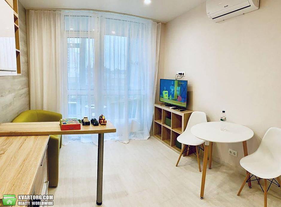Rent out 1-room apartment. Киев, ул. Предславинская — photo 8