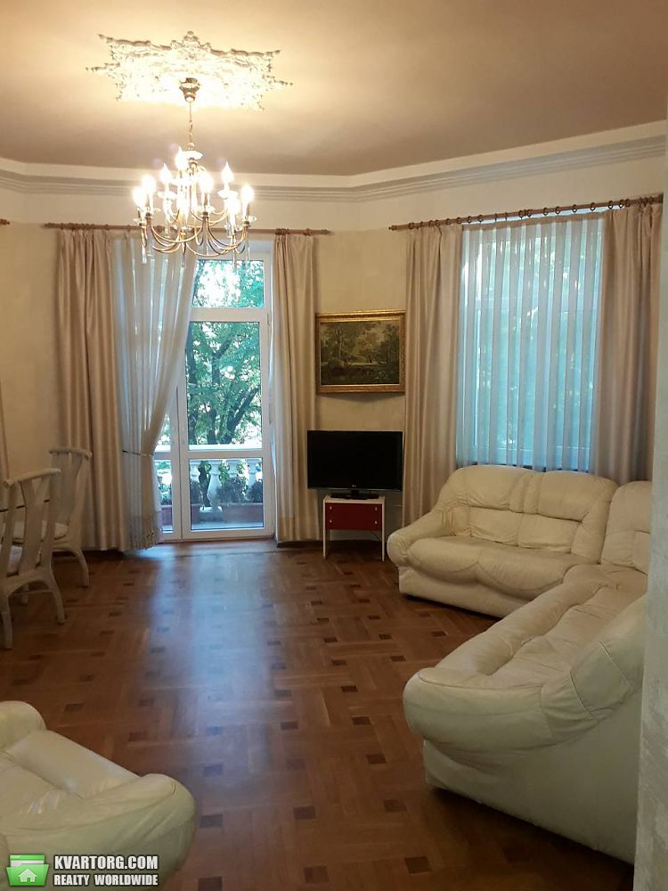 Sell 4-room apartment. Одесса, Еврейская — photo 1