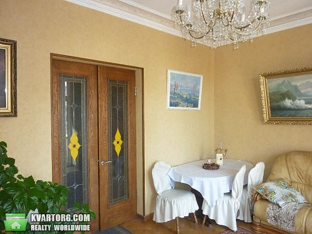 Rent out 3-room apartment. Киев,  Крещатик — photo 6