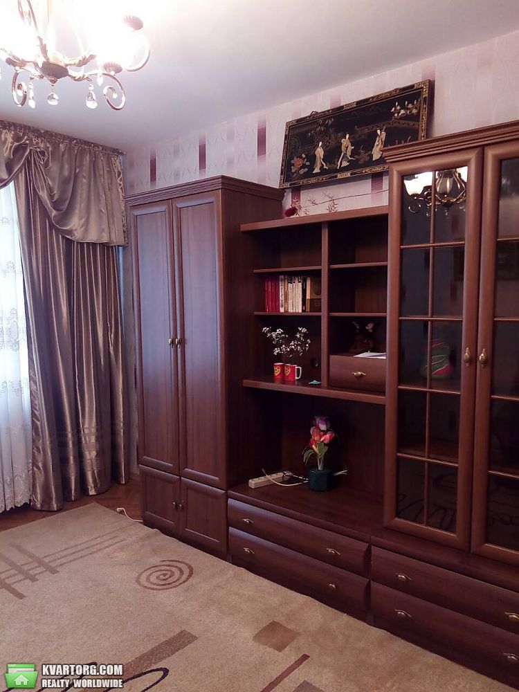Sell 2-room apartment. Киев,  Бассейная — photo 2