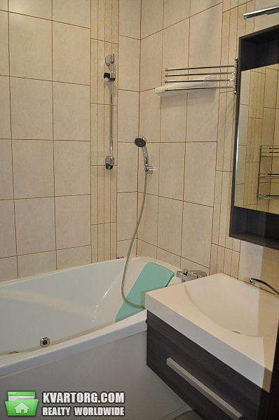 Rent out 2-room apartment. Киев,  Дегтяревская — photo 6