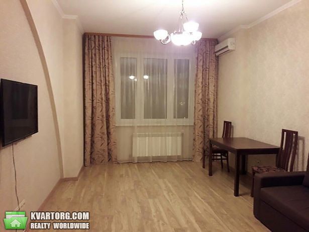 Rent out 1-room apartment. Киев,  Красноткацкая — photo 2
