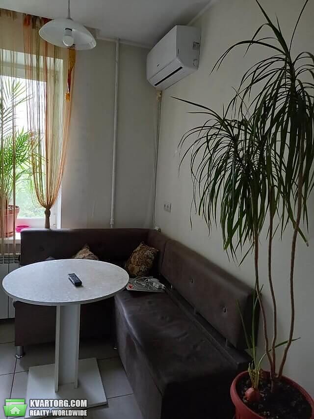 Sell 2-room apartment. Киев,  Строителей — photo 4