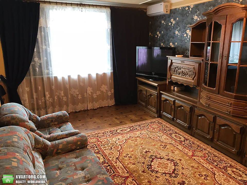 Rent out 1-room apartment. Киев,  Щорса — photo 2