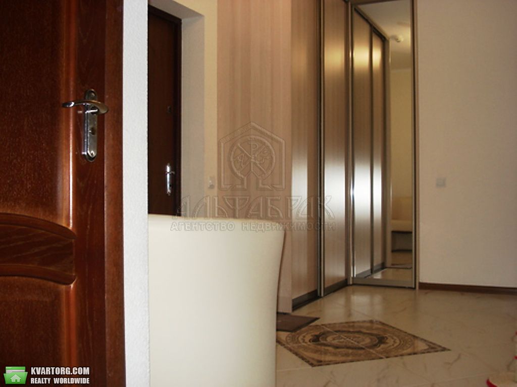 Sell 2-room apartment. Киев,  Дегтяренко — photo 1