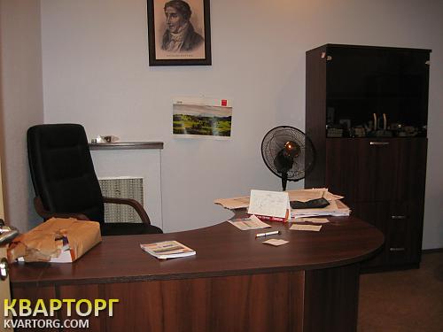 Rent out office. Киев,  Петровского — photo 1