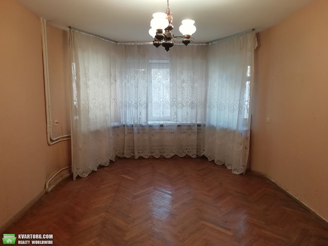 Sell 4-room apartment. Киев,  Марьяненко пер — photo 1