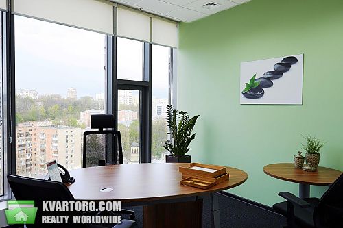 Rent out office. Киев, Спортивная пл — photo 1