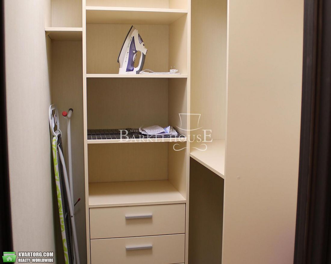 Rent out 3-room apartment. Киев,  Златоустовская — photo 8