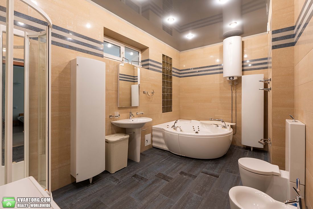 Sell 5-room apartment. Киев,  Малоподвальная — photo 10