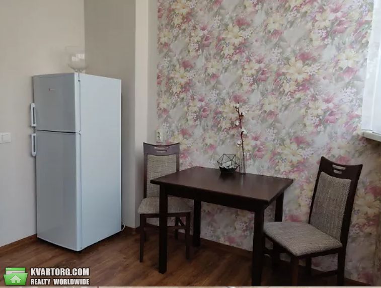 Rent out 1-room apartment. Киев,  Руданского — photo 3