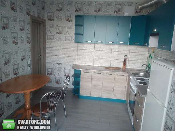 Rent out 2-room apartment. Киев,  Заречная — photo 6