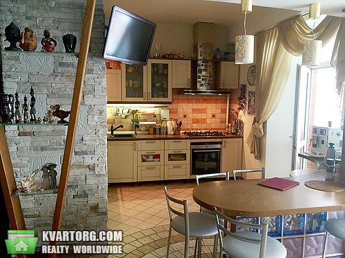 Rent out 3-room apartment. Киев,  Верхний Вал — photo 5