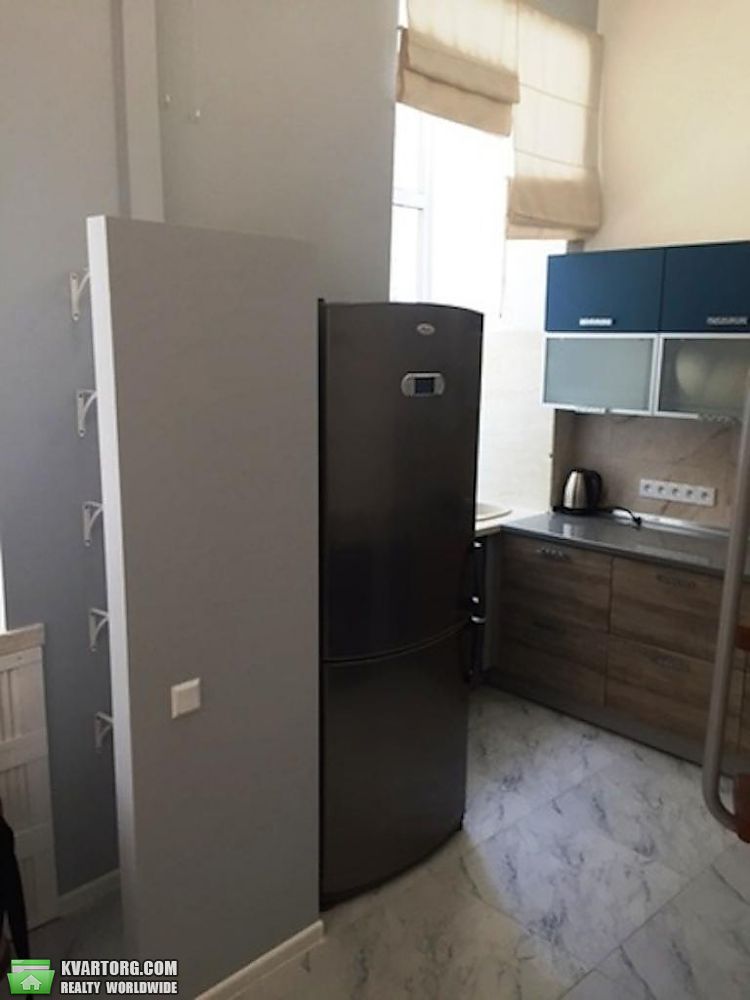 Rent out 2-room apartment. Киев,  Михайловская — photo 4