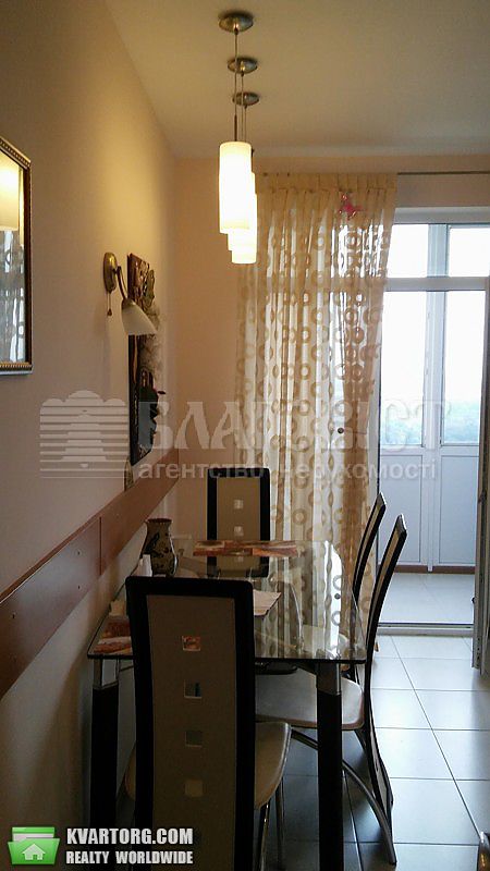 Rent out 1-room apartment. Киев,  Ракетная — photo 1