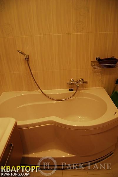Sell 3-room apartment. Киев,  Белорусская — photo 9