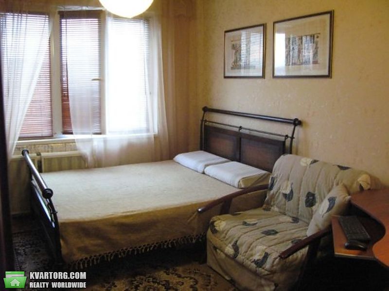 Sell 3-room apartment. Киев,  Маяковского — photo 1