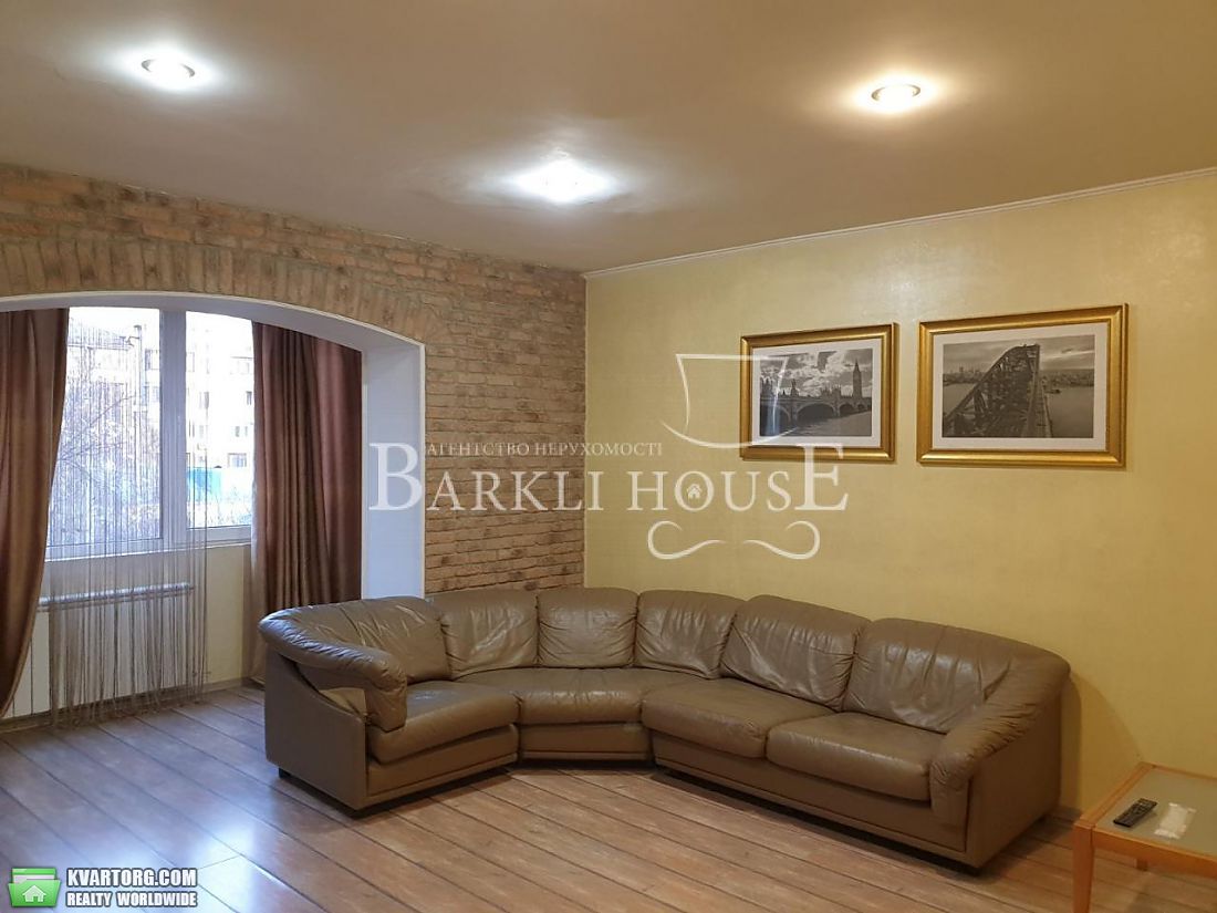 Rent out 2-room apartment. Киев,  Златоустовская — photo 1