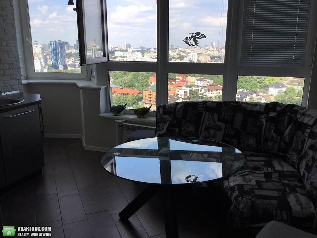 Rent out 3-room apartment. Киев,  Кудряшова — photo 4