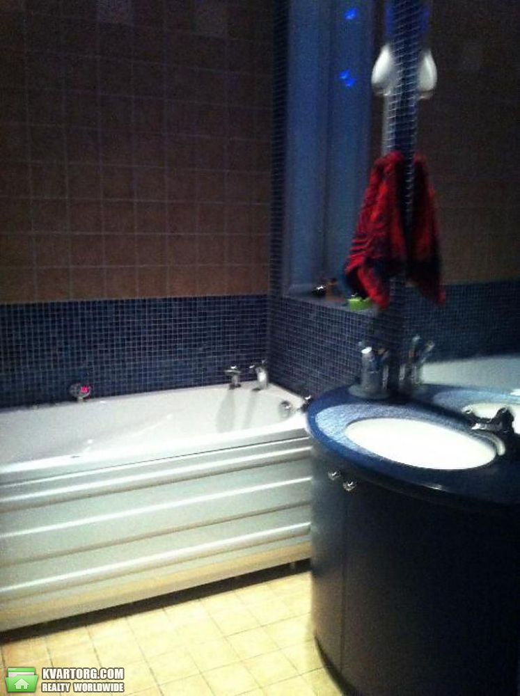Rent out 3-room apartment. Киев,  Дмитриевская — photo 7