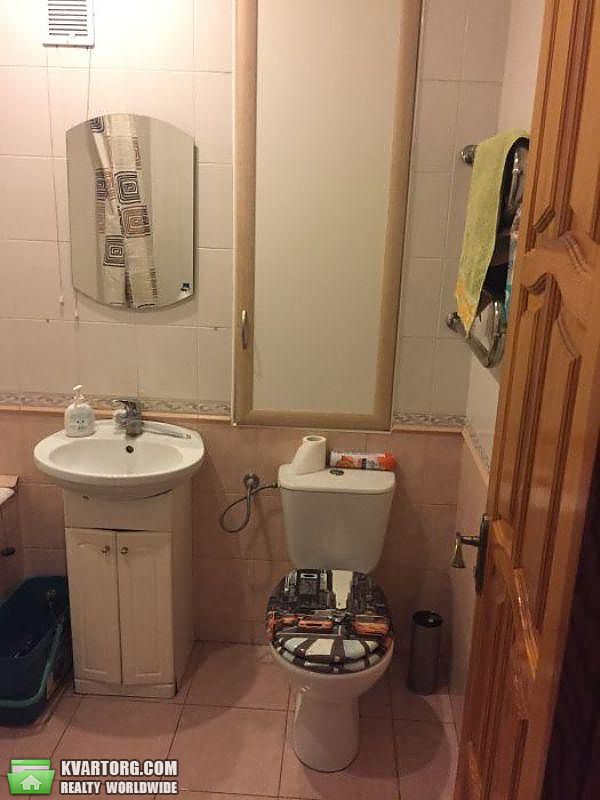 Rent out 3-room apartment. Киев, коновальца — photo 9