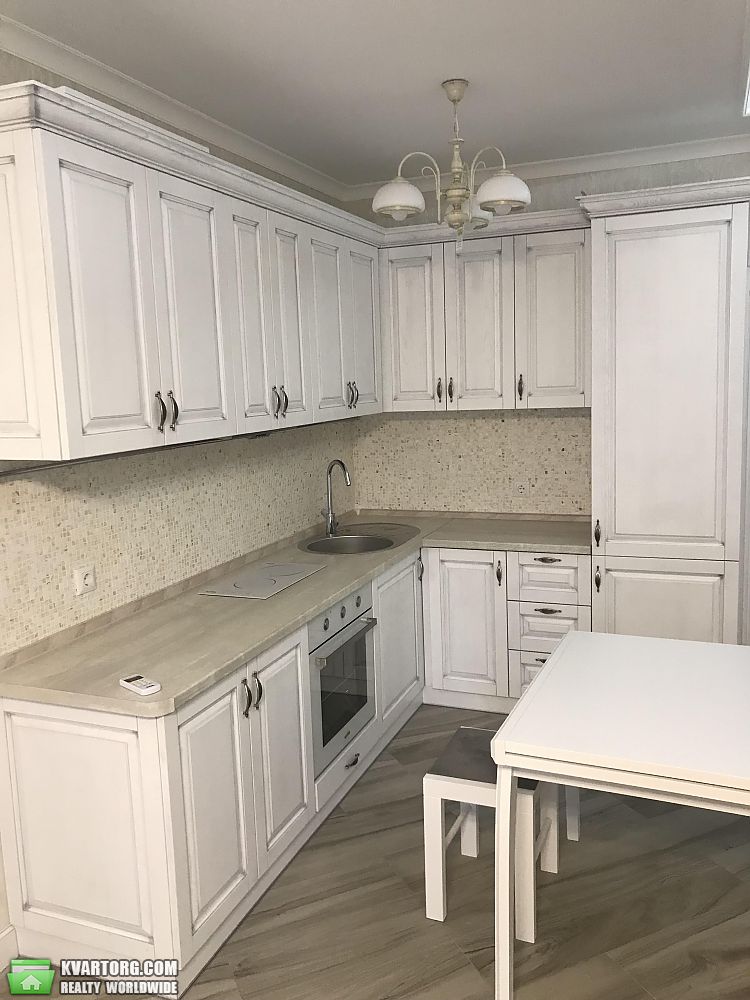 Rent out 1-room apartment. Киев,  Крейсера Авроры — photo 2