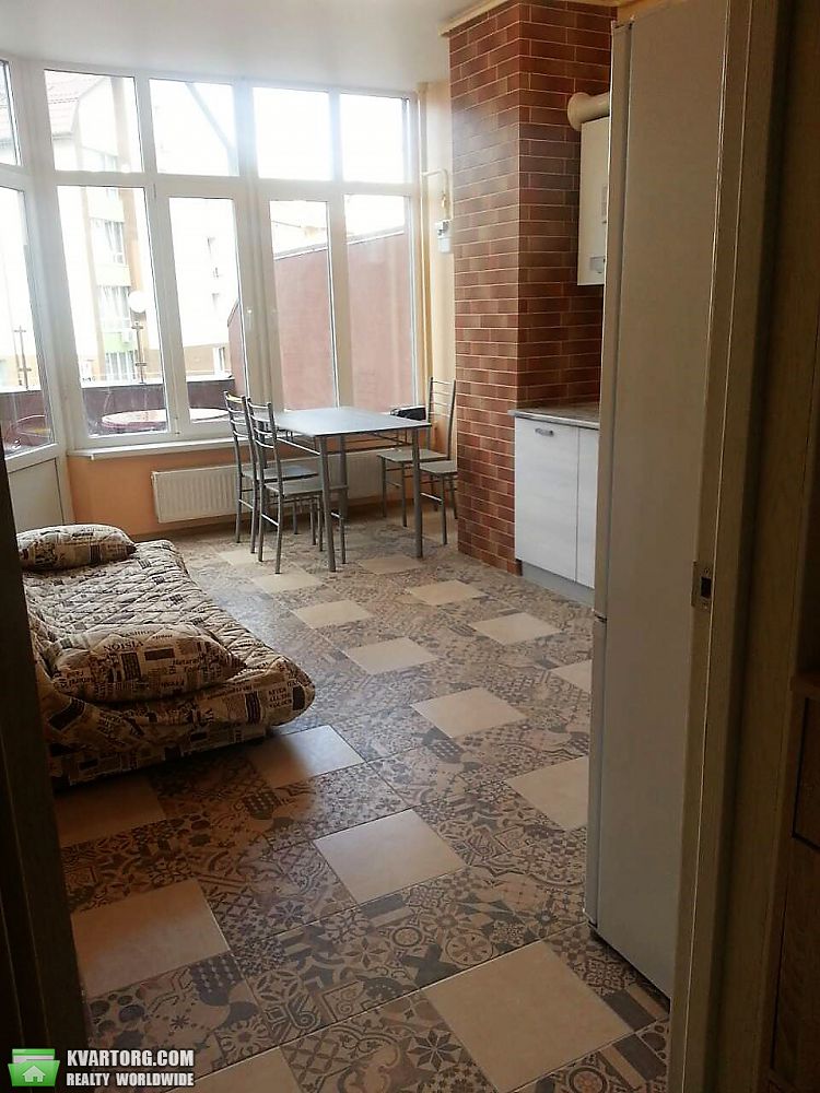 Rent out 1-room apartment. Киев,  Львовская — photo 5