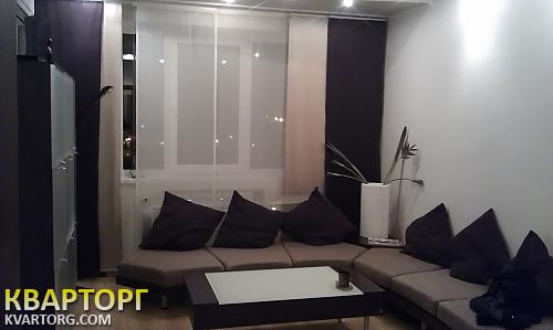 Rent out 3-room apartment. Киев,  Радунская — photo 1