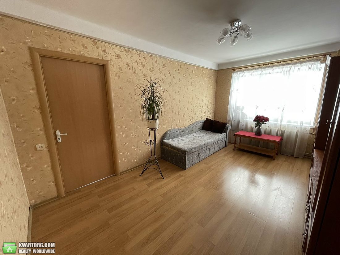 Sell 3-room apartment. Киев,  Курчатова — photo 1
