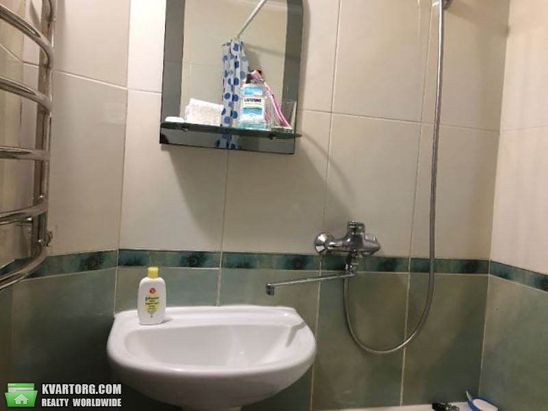 Sell 1-room apartment. Киев,  Бережанская — photo 1
