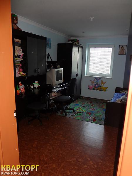 Rent out house. Киев,  Садовая Осокорки — photo 4