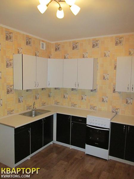Rent out 2-room apartment. Киев, Ващенко — photo 2