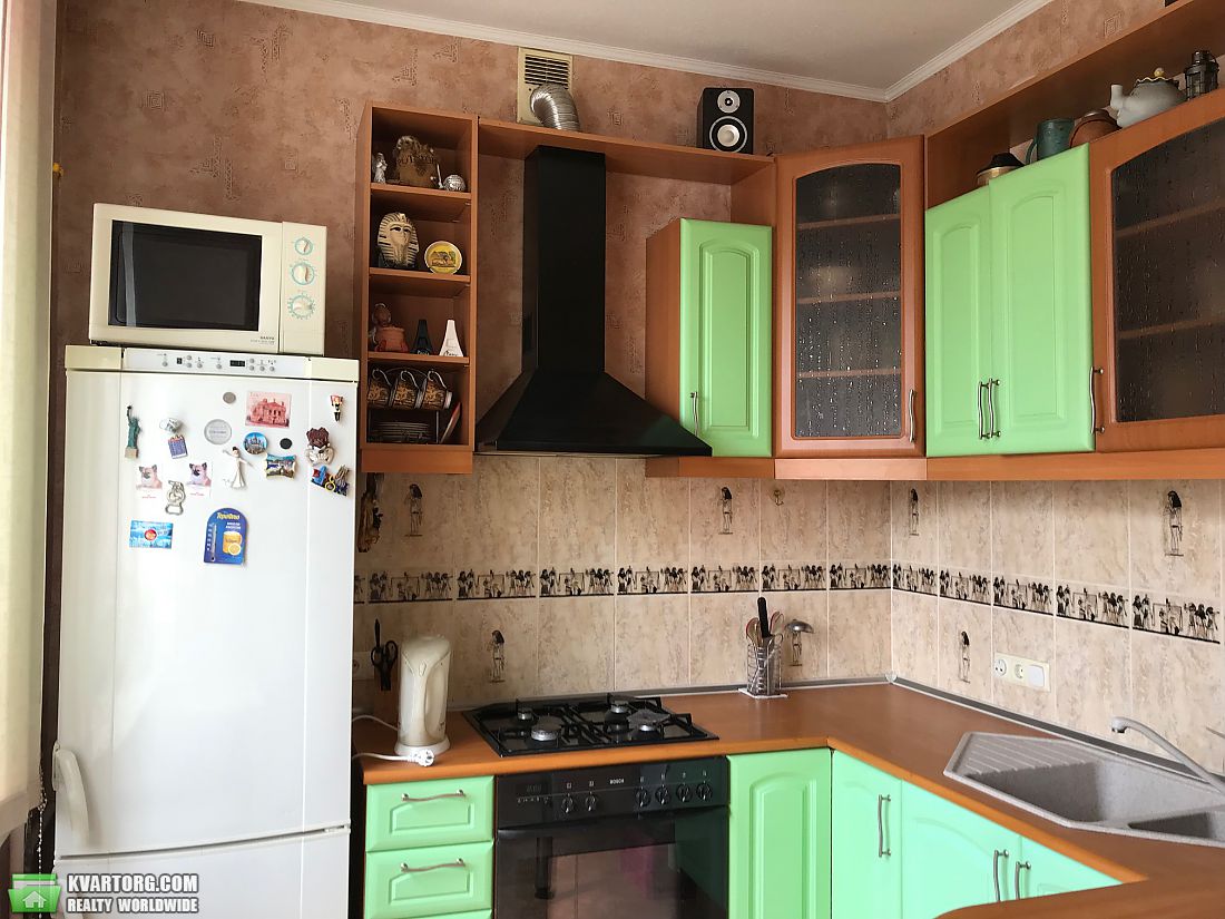 Rent out 3-room apartment. Киев,  Шота Руставели — photo 1
