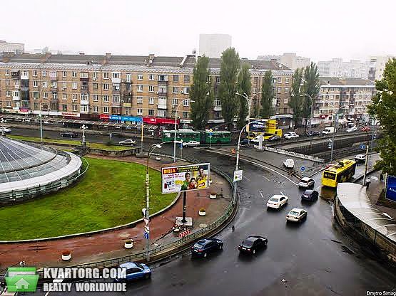 Sell 2-room apartment. Киев,  Вузовская — photo 1