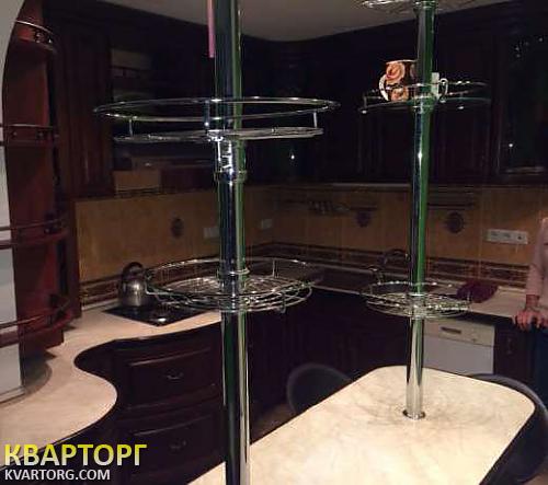 Rent out 2-room apartment. Киев,  Тычины пр — photo 2