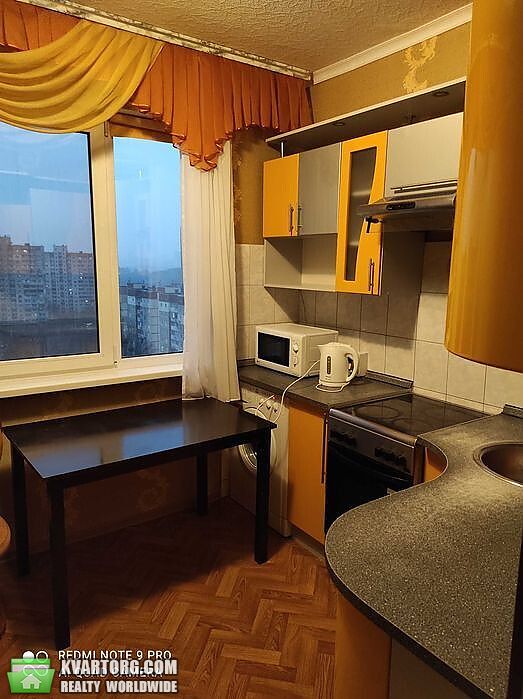 Rent out 2-room apartment. Киев, Виноградар, Ужвій — photo 2