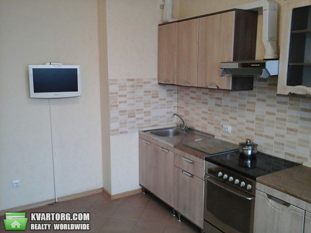 Rent out 2-room apartment. Киев,  Феодосийская — photo 4