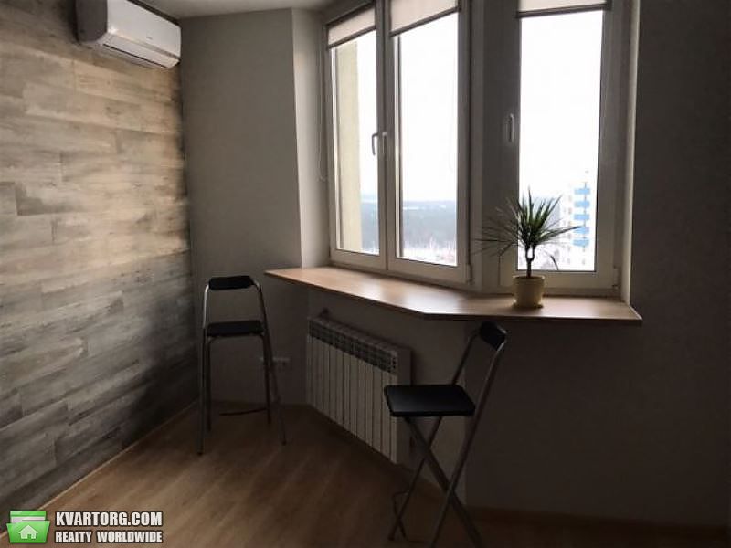 Rent out 2-room apartment. Киев, Армянская ул. — photo 3